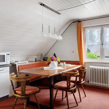 Hoell Apartmán